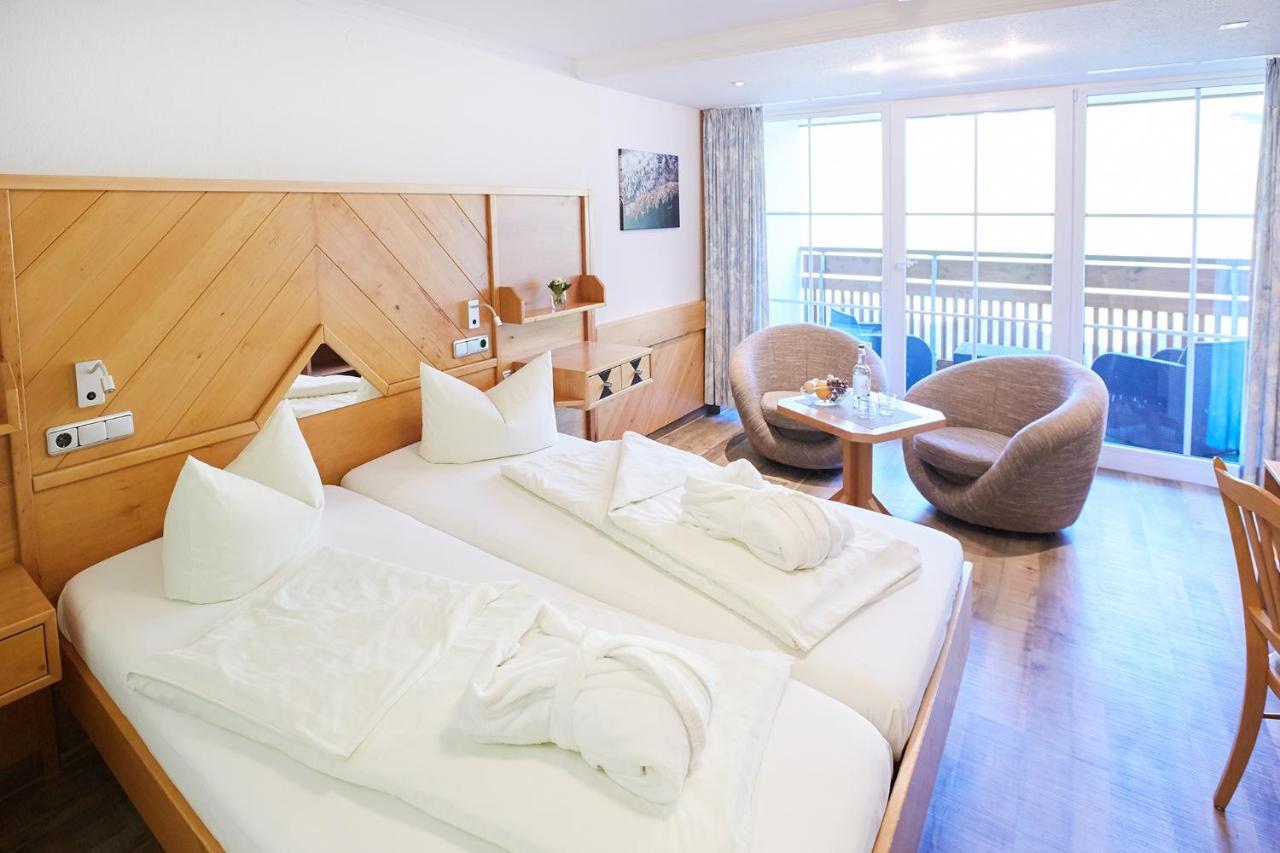 Wohlfuehlhotel Frohsinn 费斯恩 外观 照片