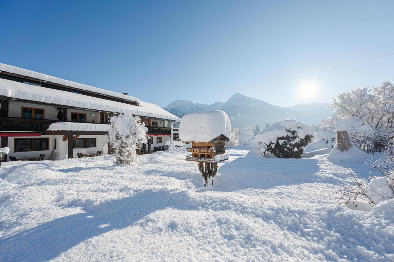 Wohlfuehlhotel Frohsinn 费斯恩 外观 照片