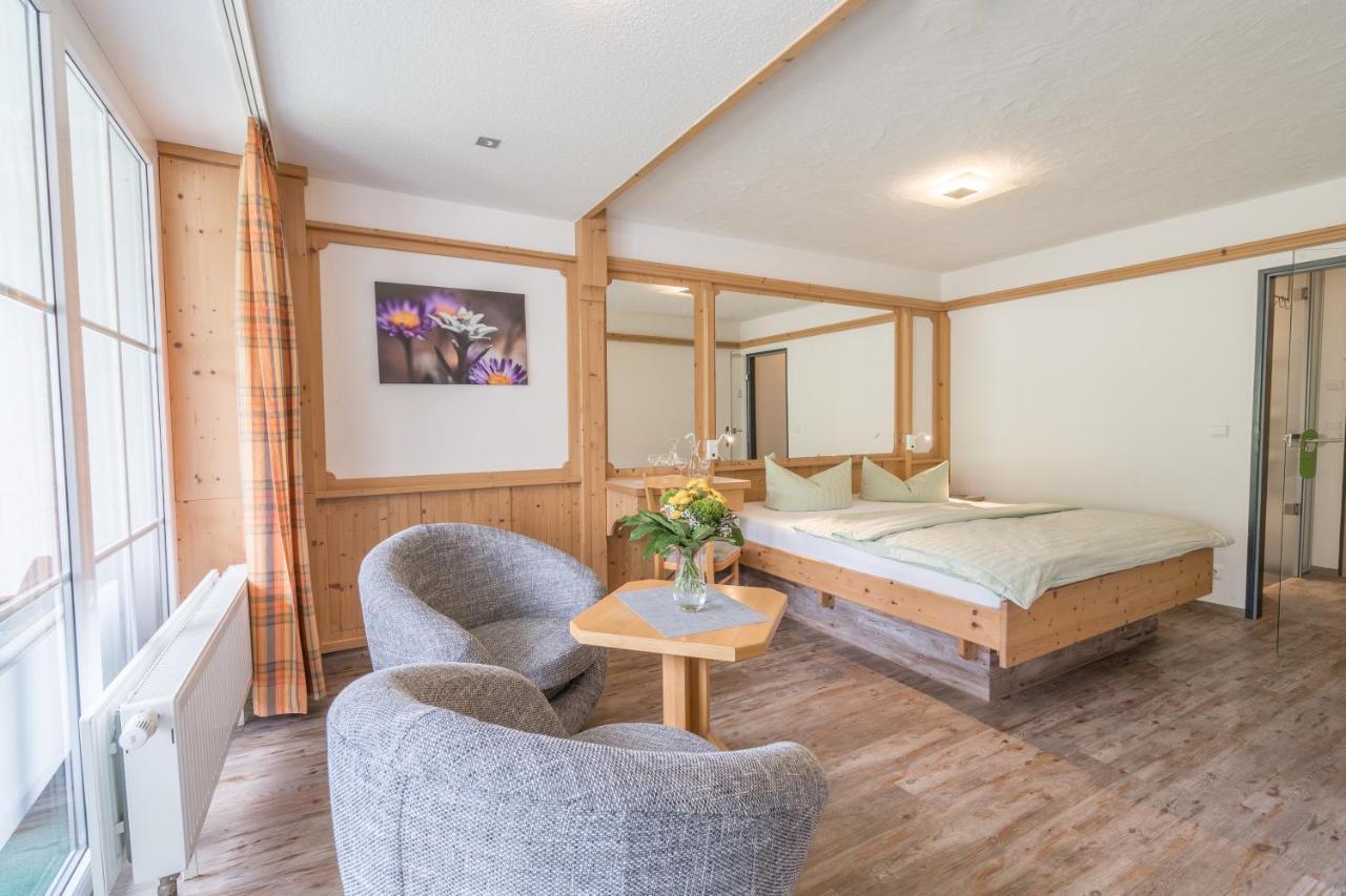 Wohlfuehlhotel Frohsinn 费斯恩 外观 照片