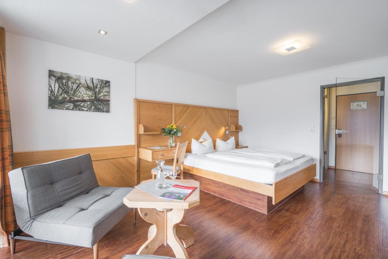 Wohlfuehlhotel Frohsinn 费斯恩 外观 照片